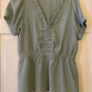 G.I.L.I. Olive V-Neck Ruched Blouse